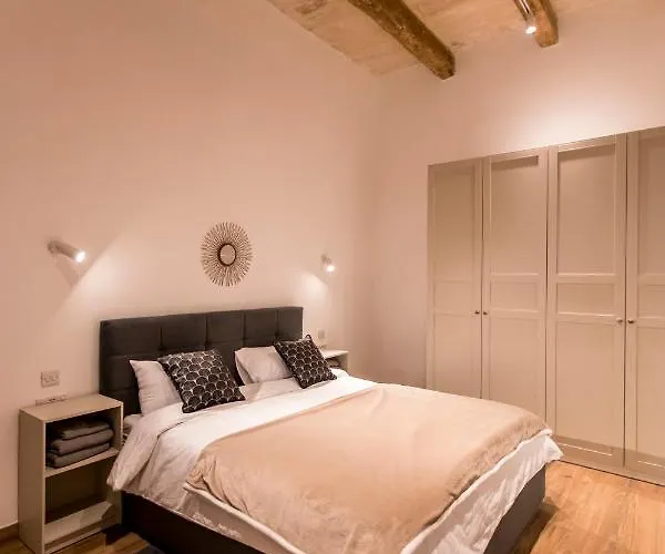 Collection - 101 Republic Apartment