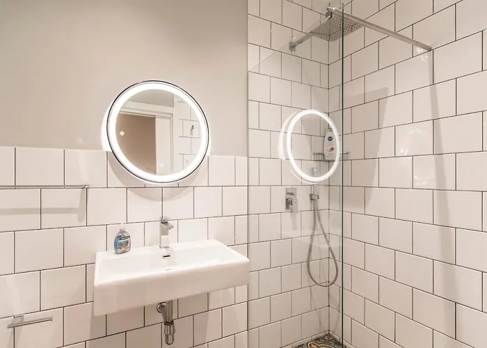 Collection - 101 Republic