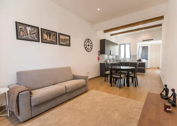 Collection - 101 Republic Apartment Valletta