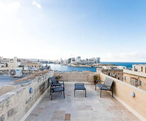 Collection - 101 Republic Apartment Valletta